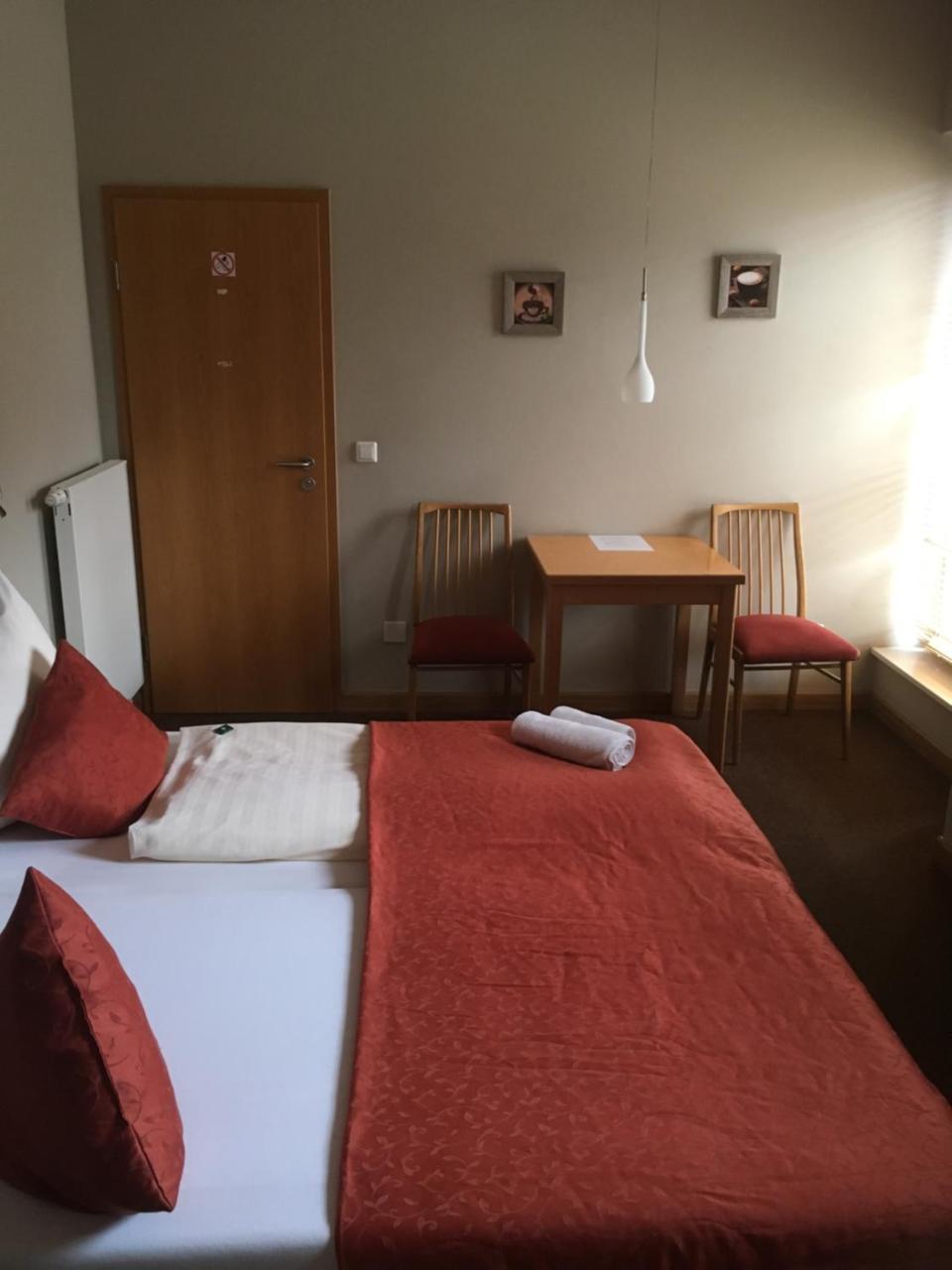 Maxi'S Hotel Steinfeld  エクステリア 写真